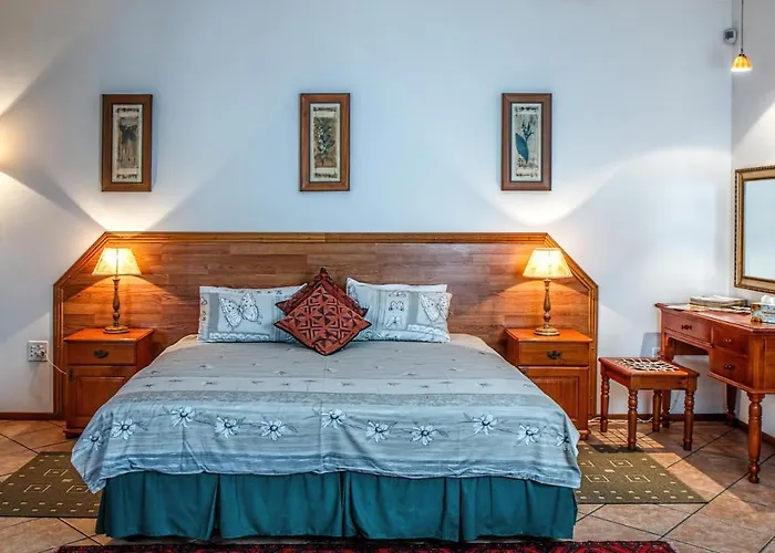 Admiral Suites
